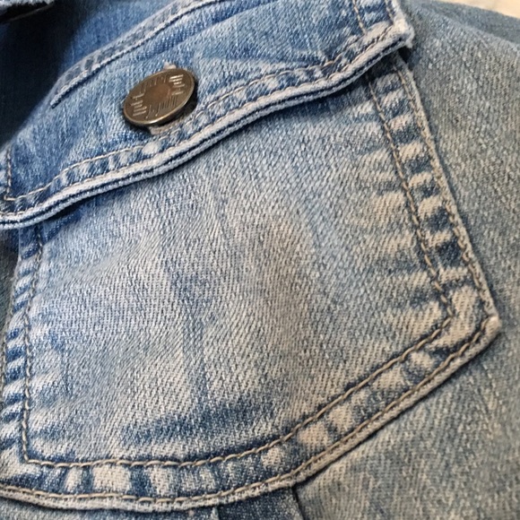 blue jean jacket - Picture 4 of 4